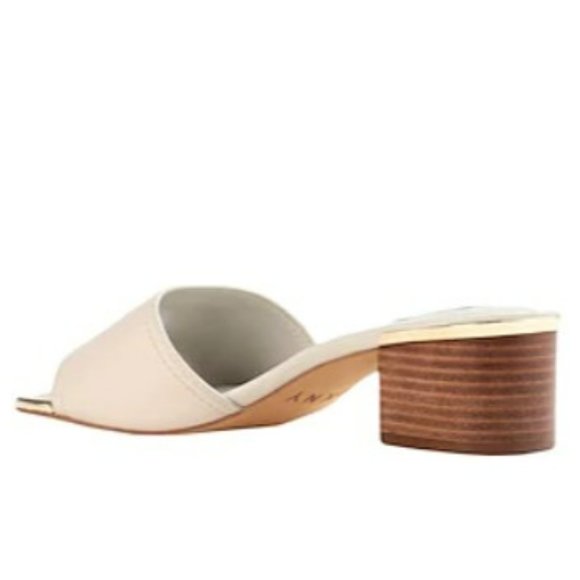 DKNY Fama Logo Dress Sandals NIB SZ 6 - Picture 4 of 11